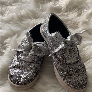 Girls size 2 Glitter tennis shoes